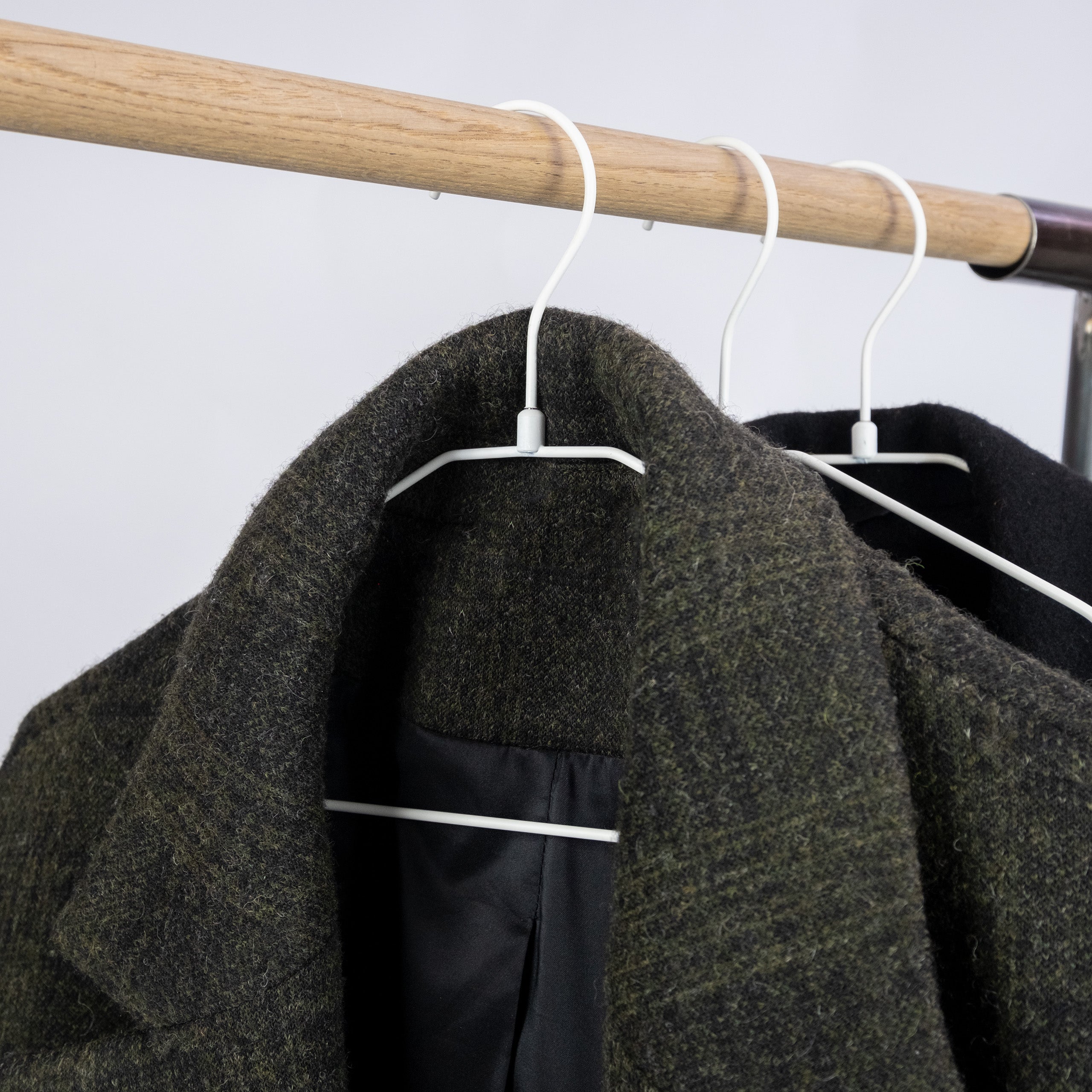 Gard clothes hanger