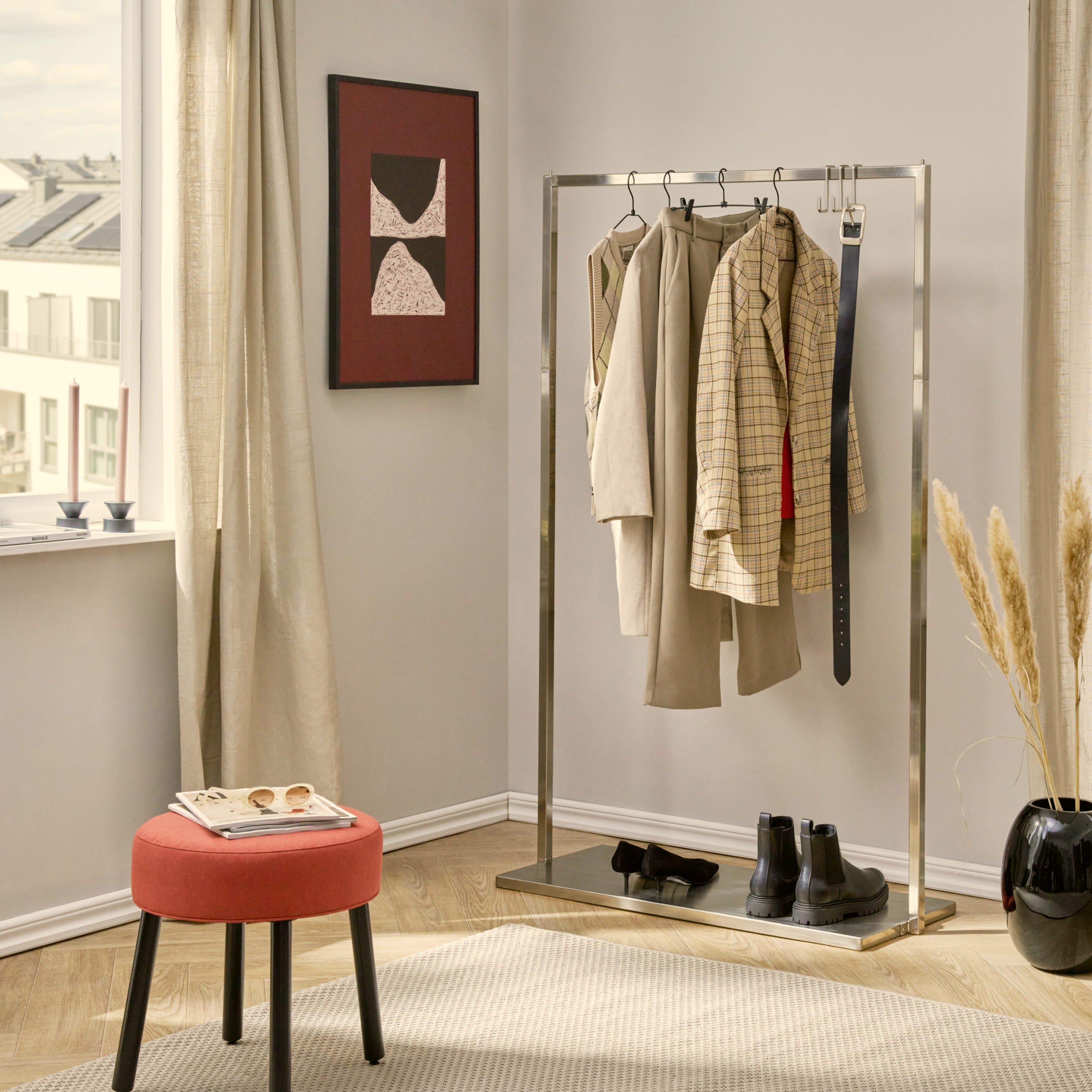 BASIS clothes rack
