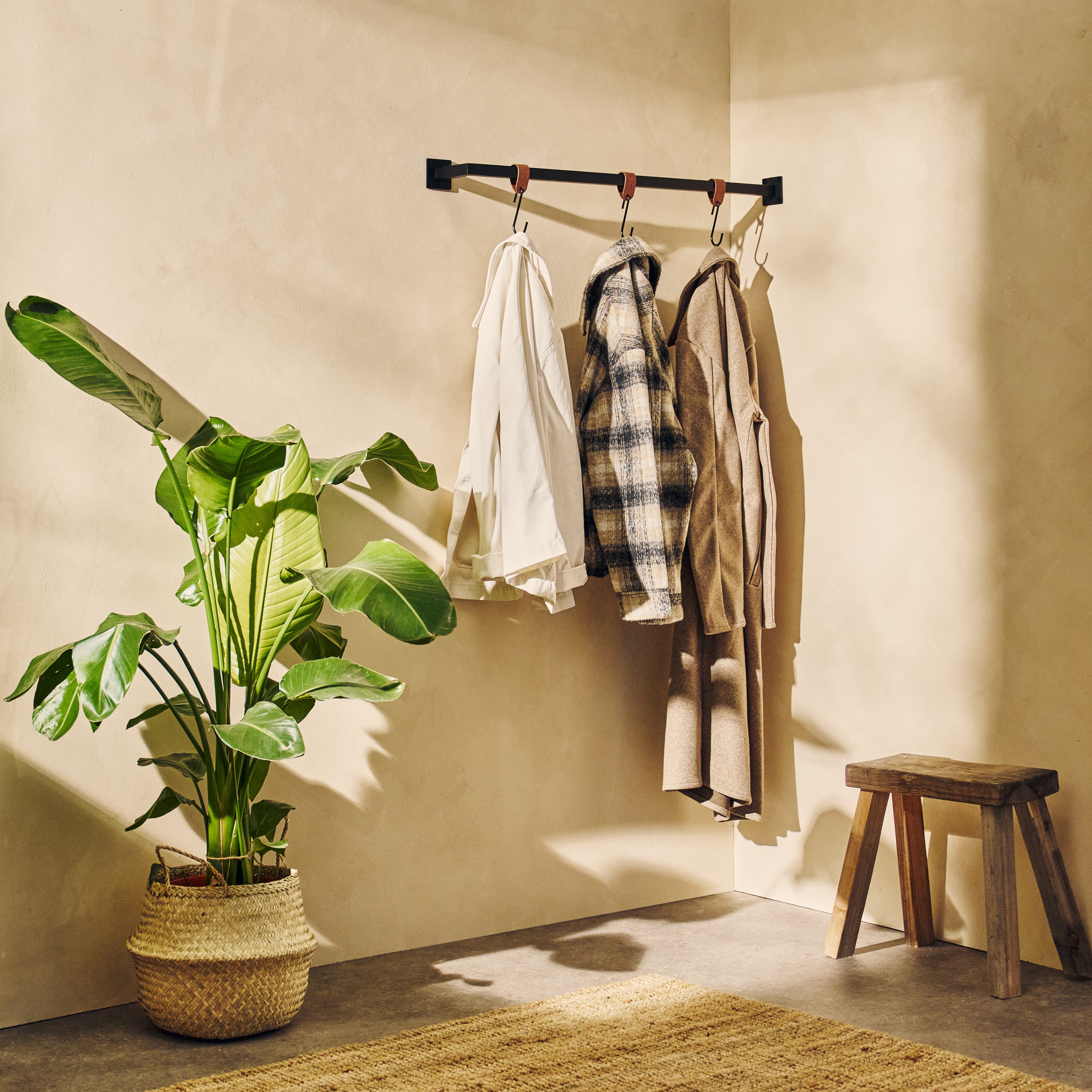 Tøjstativ ÜBERECK væg