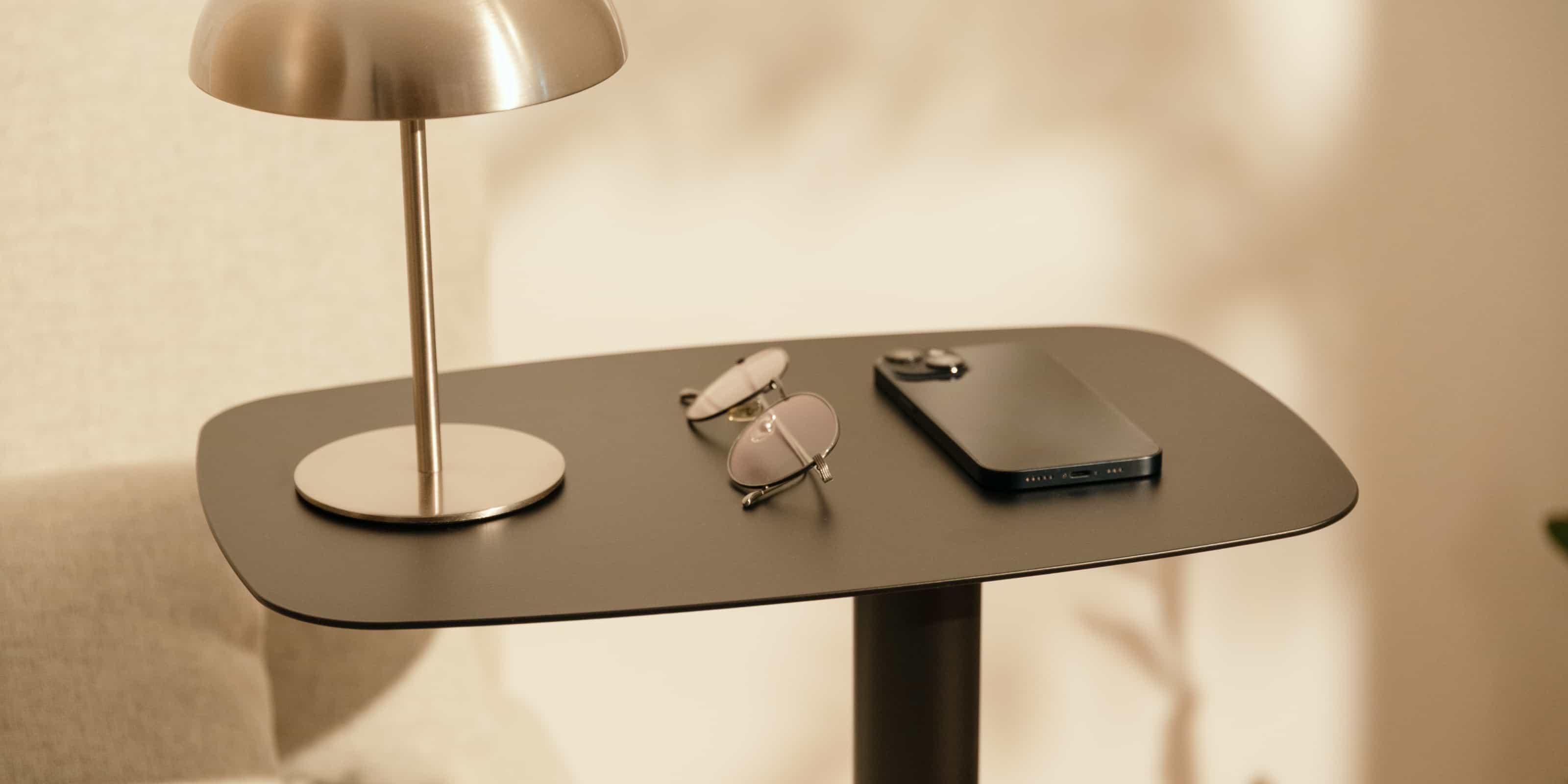 Couchtisch / Beistelltisch
