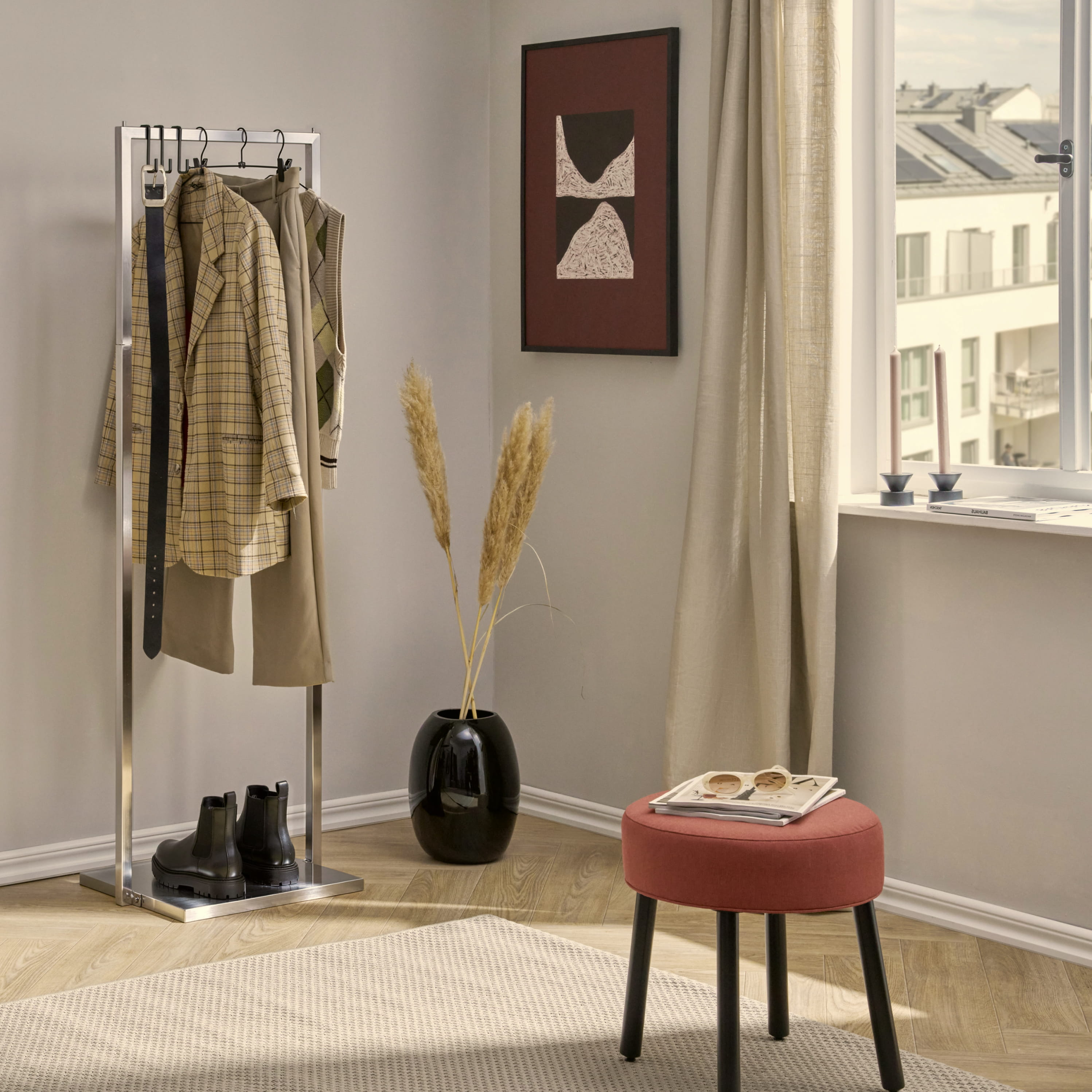 BASIS clothes rack