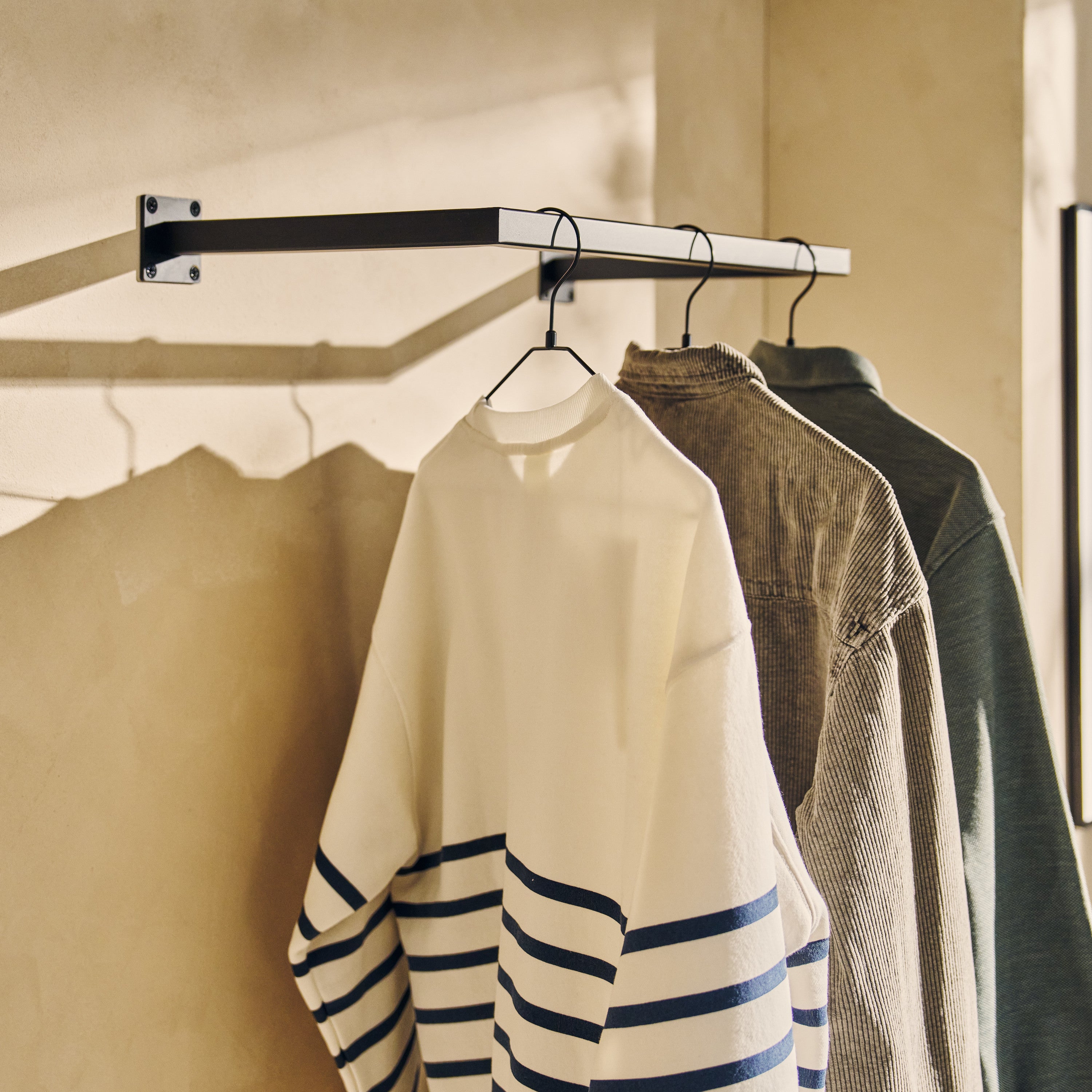Clothes rail RECHTECK Wall